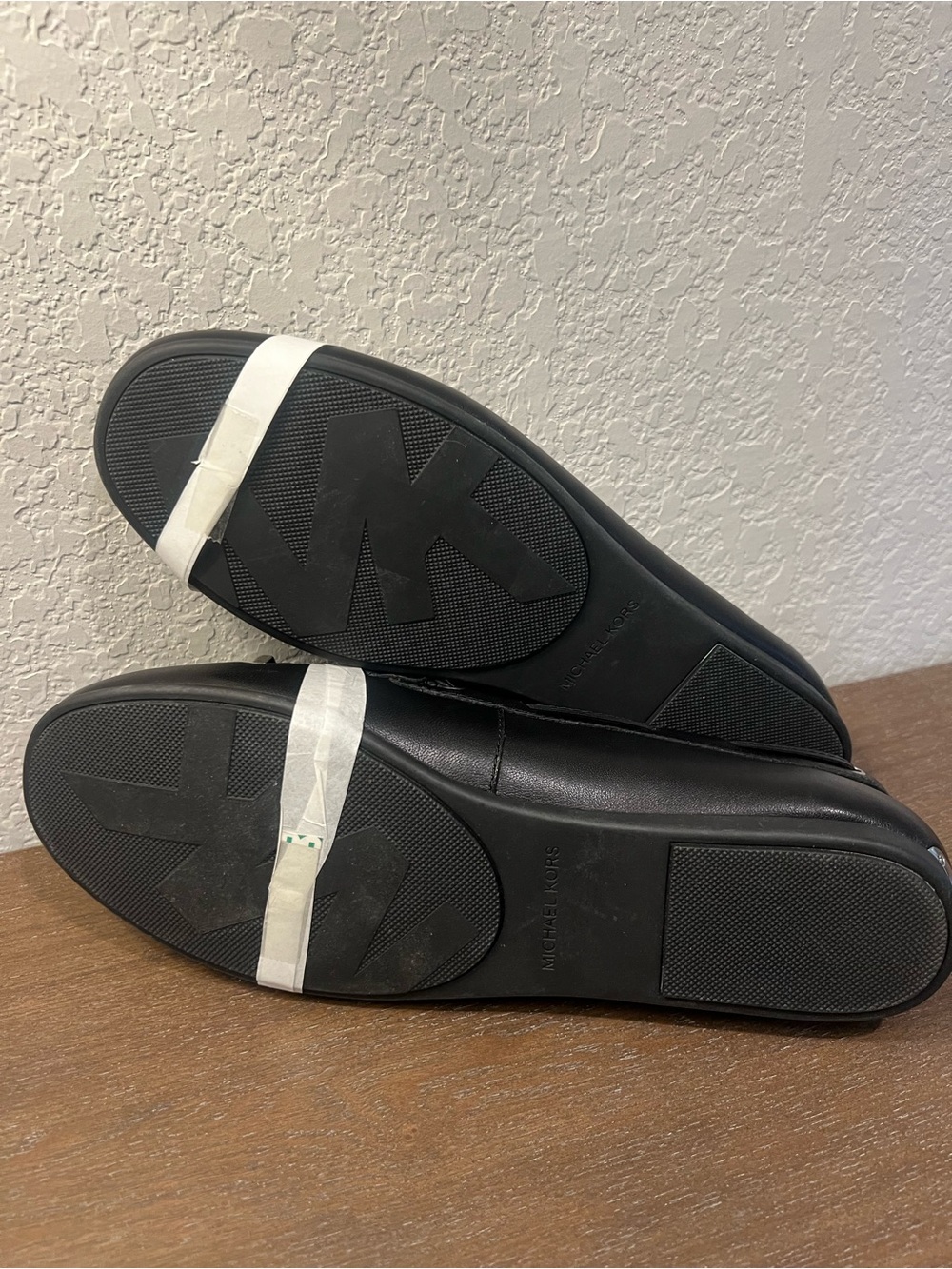 NEW MICHAEL KORS Classic Black Leather Women's Moccasin Loafers SIZE 9 - Picture 8 of 9